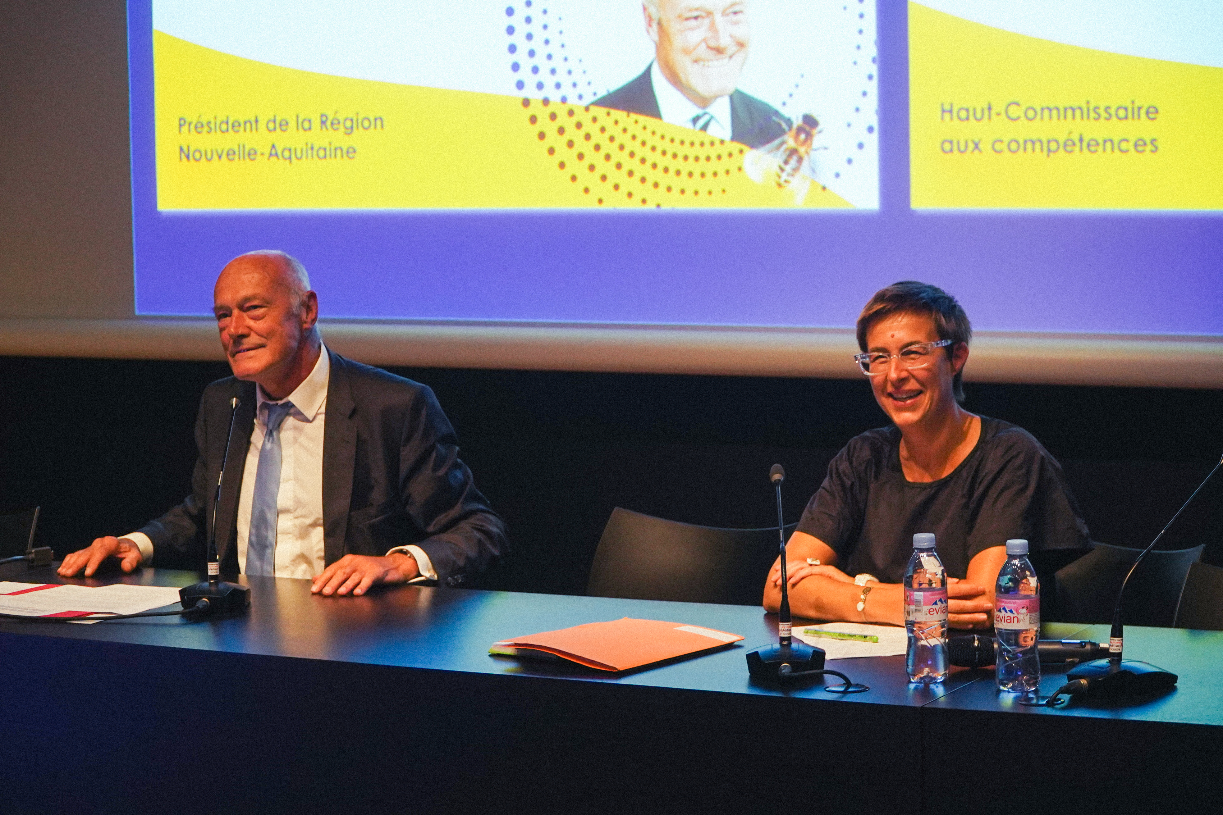 De gauche à droite : Alain Rousset, Président du conseil régional de Nouvelle-Aquitaine et Carine Seiler, Haut-commissaire aux compétences